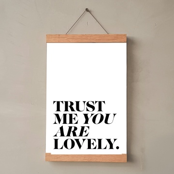 Poster >Trust me ...